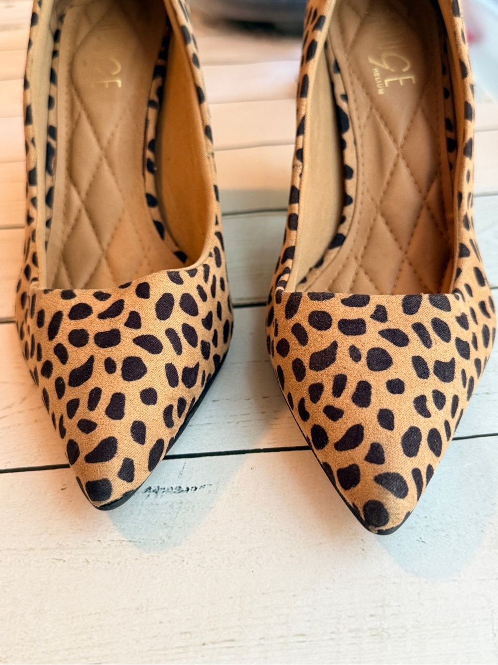 Rouge Helium | Leopard Print Pointed Toe Pumps, Brown/Black - Picture 5 of 9